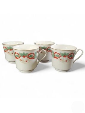 Sango Noel 1990 Christmas Teacups Mug Set of 4 Vintage Holiday Christmas